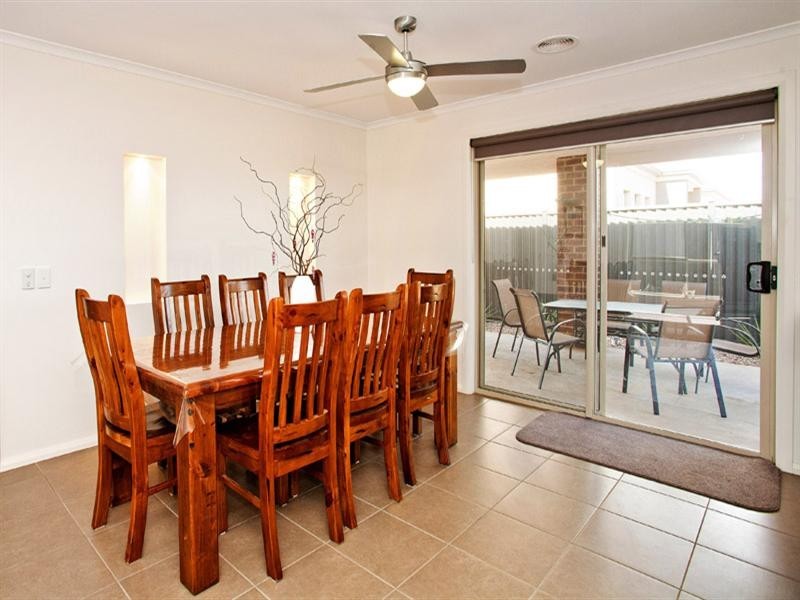 10 Grebe Court, Lara VIC 3212