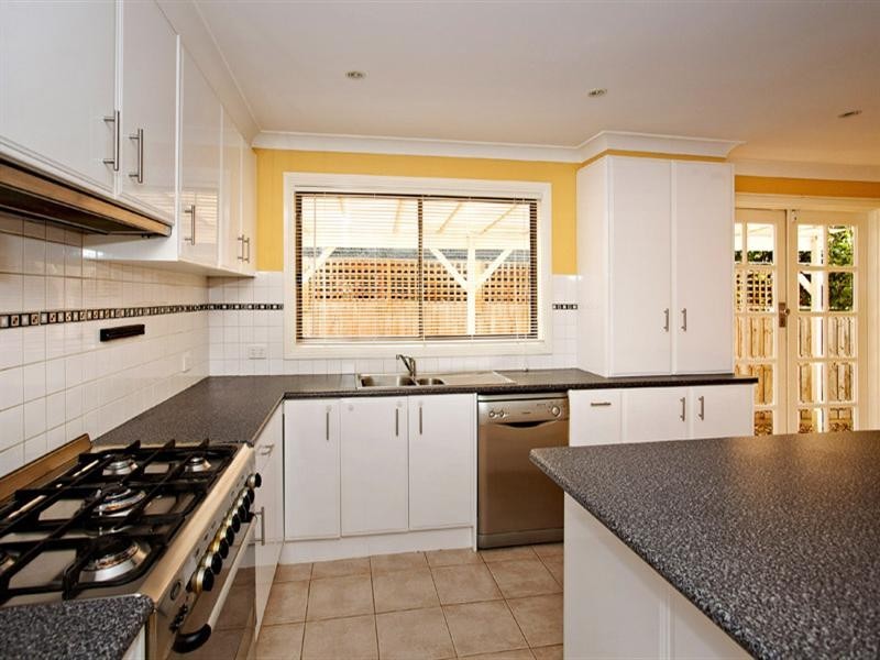 13 Wingara Avenue, Lara VIC 3212