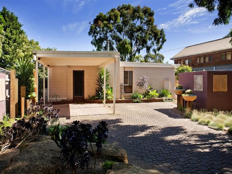 13 Wingara Avenue, Lara VIC 3212