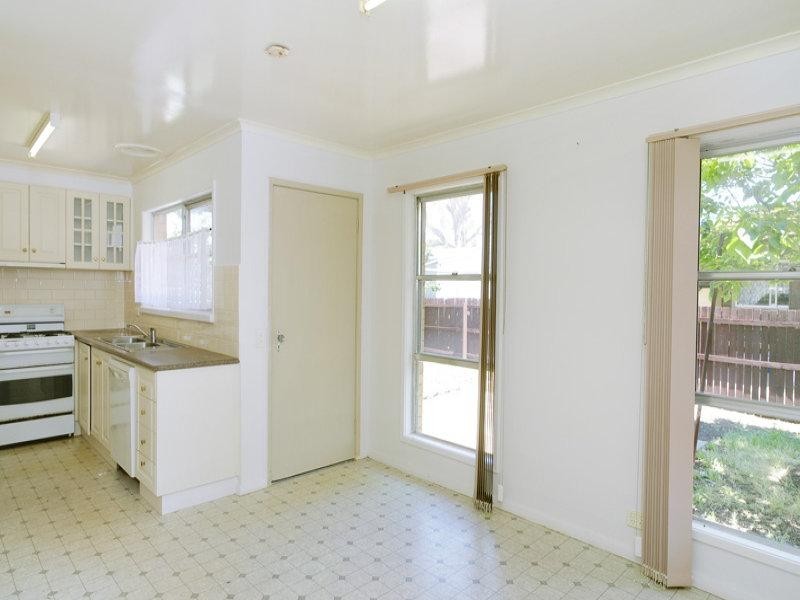 14 McGuiness Court, Corio VIC 3214