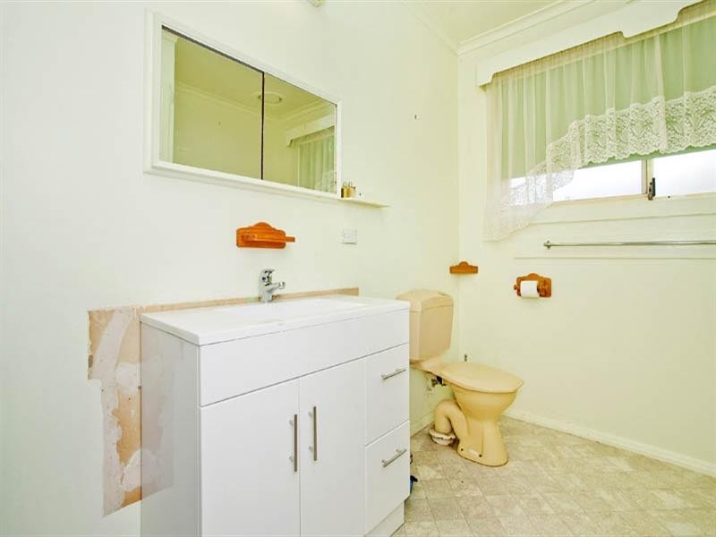 1 Plover Street, Lara VIC 3212