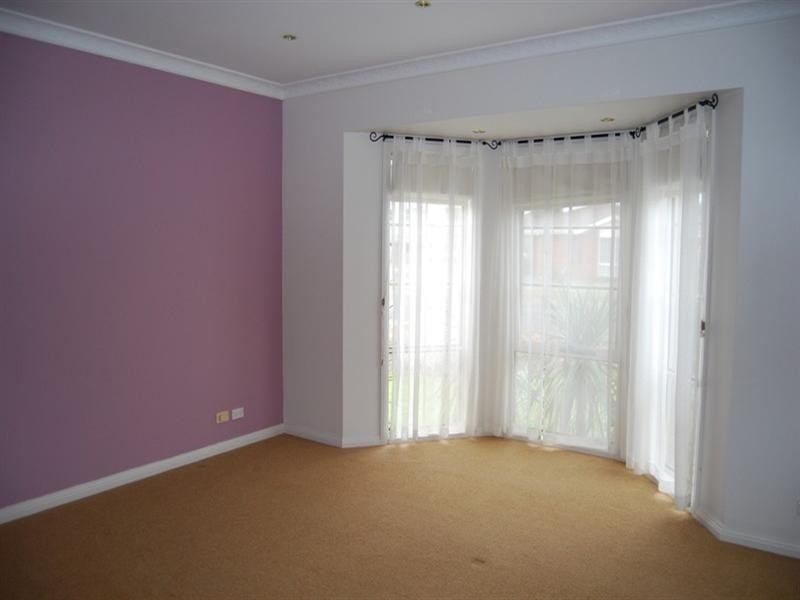 55 Cameron Crescent, Lara VIC 3212