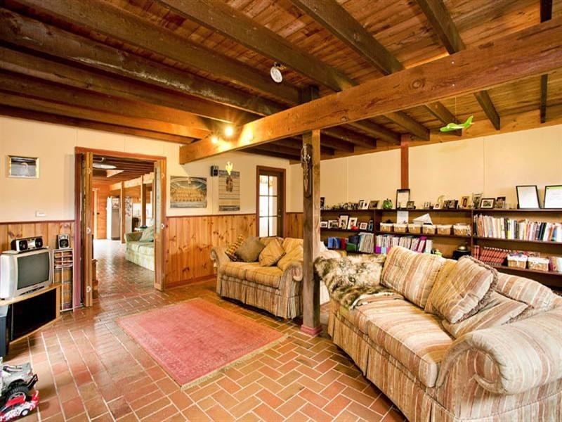 25 Brownes Road, Anakie VIC 3221