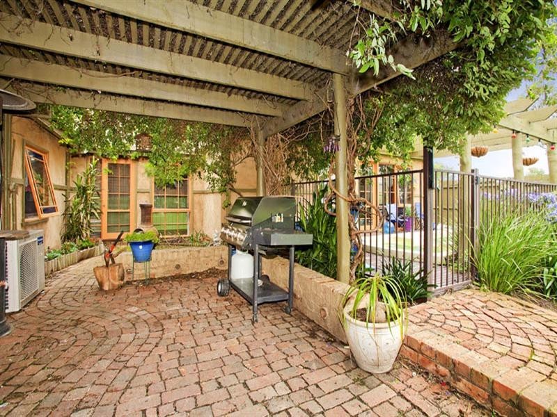 25 Brownes Road, Anakie VIC 3221