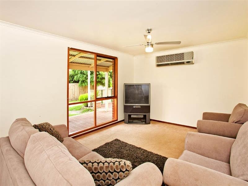 88 Smeaton Close, Lara VIC 3212