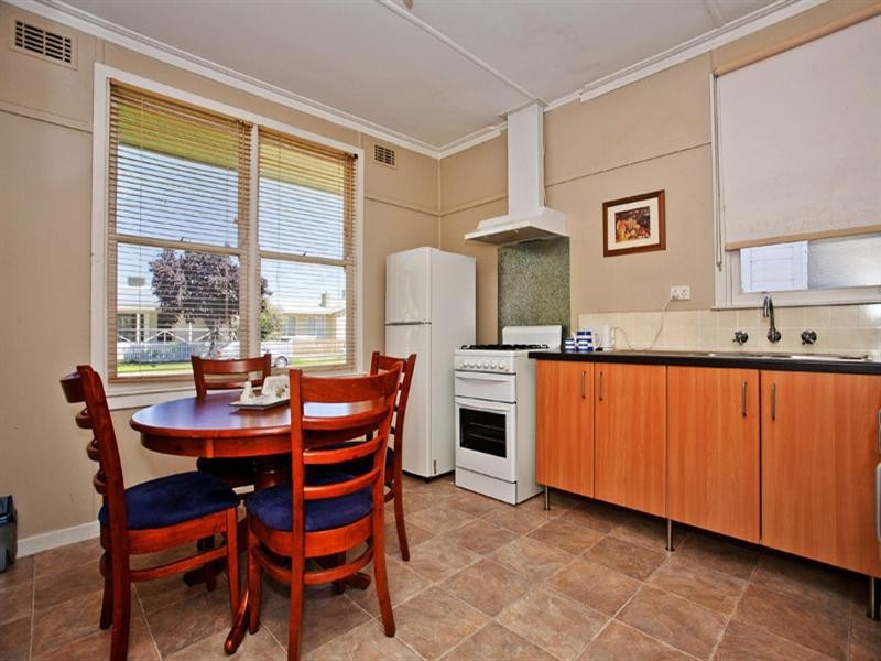 28 Curlew Crescent, Norlane VIC 3214