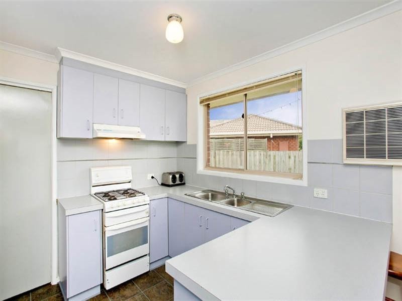 2 Bingara Avenue, Norlane VIC 3214