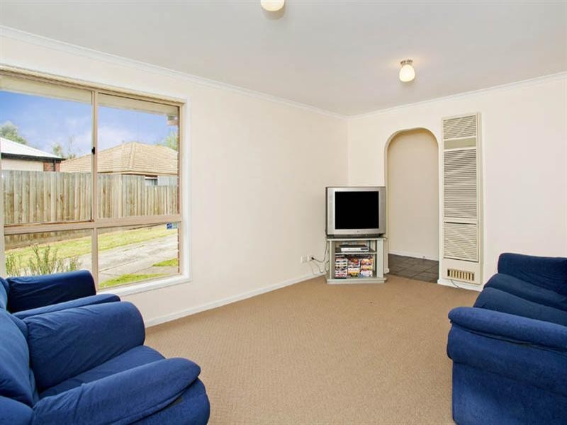 2 Bingara Avenue, Norlane VIC 3214