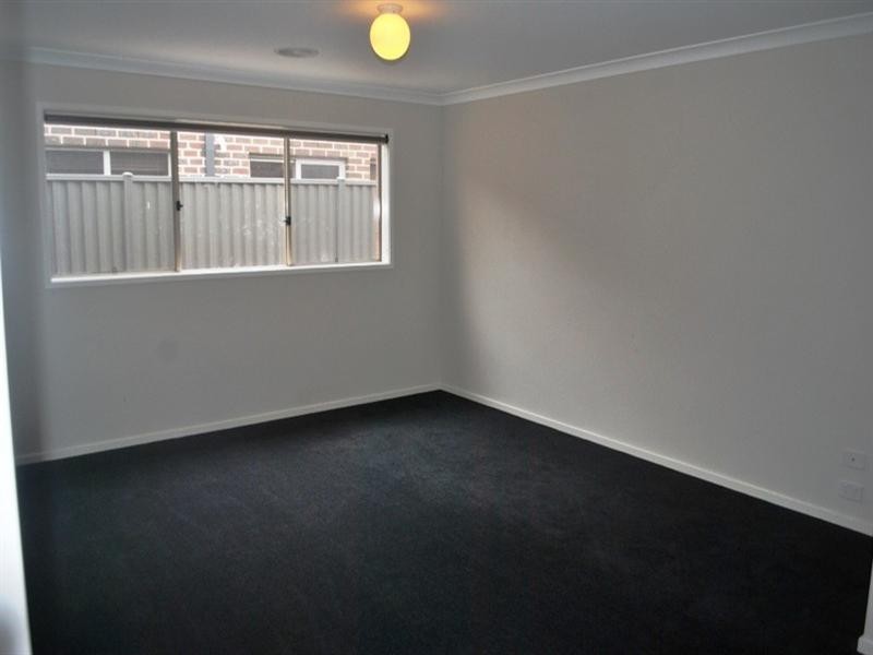 26 Springwater Drive, Lara VIC 3212