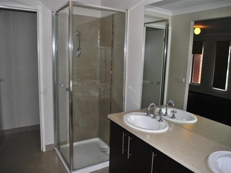 26 Springwater Drive, Lara VIC 3212