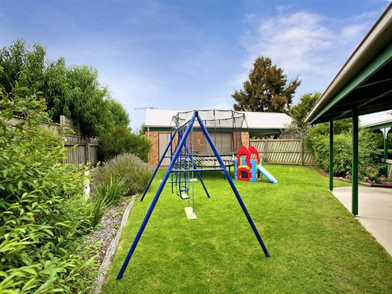 13 Waliki Court, Lara VIC 3212