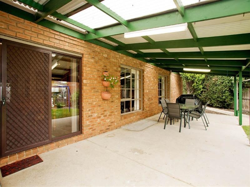 13 Waliki Court, Lara VIC 3212