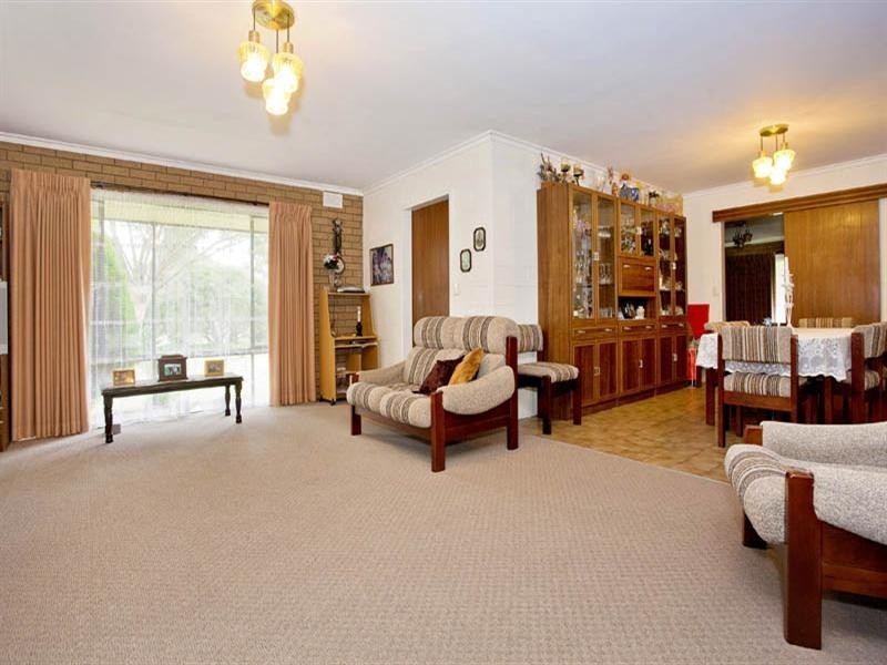 30 Orlando Grove, Lara VIC 3212