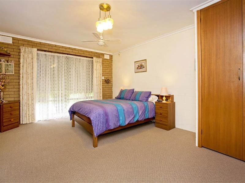 30 Orlando Grove, Lara VIC 3212