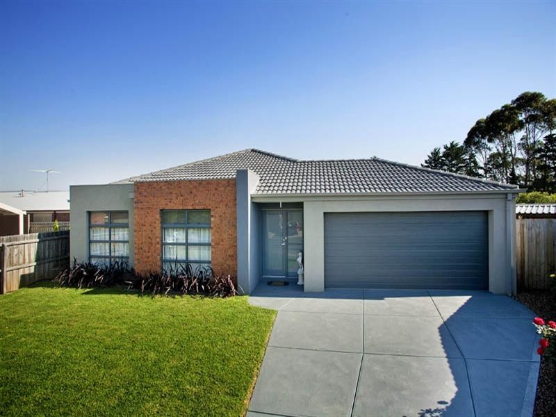 2 Barley Close, Lara VIC 3212