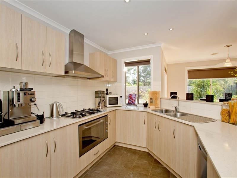 4 Barley Close, Lara VIC 3212