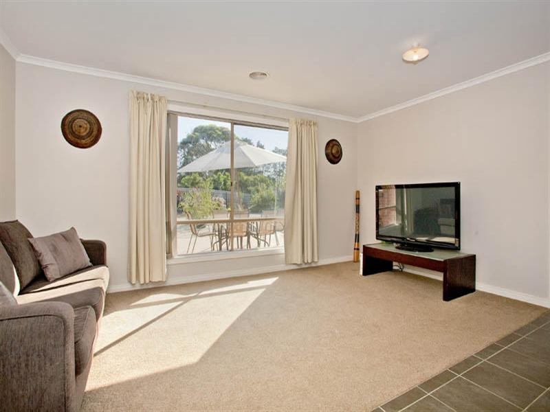 4 Barley Close, Lara VIC 3212