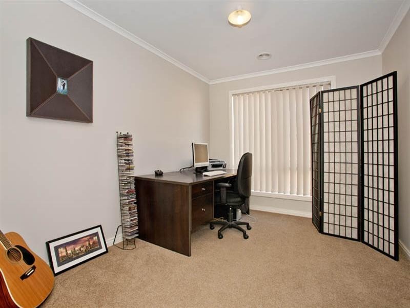 4 Barley Close, Lara VIC 3212