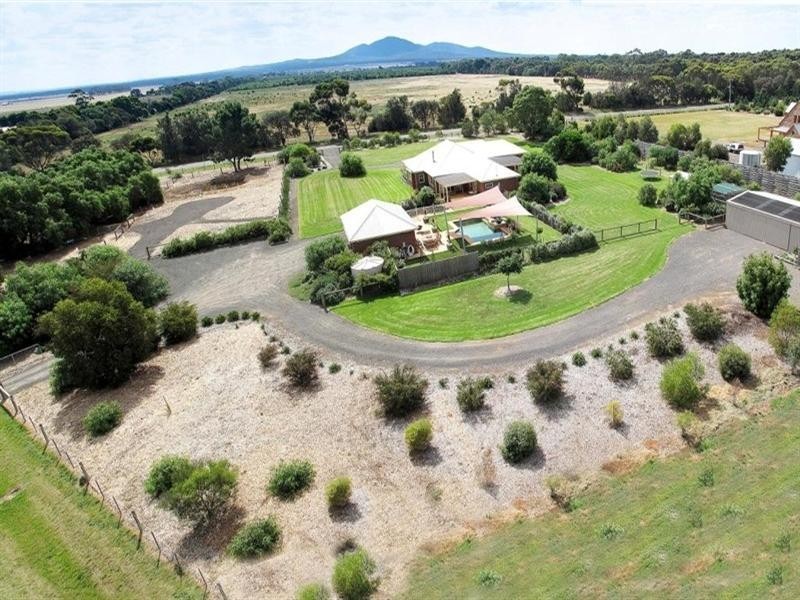 213 – 223 Windermere Road, Lara VIC 3212