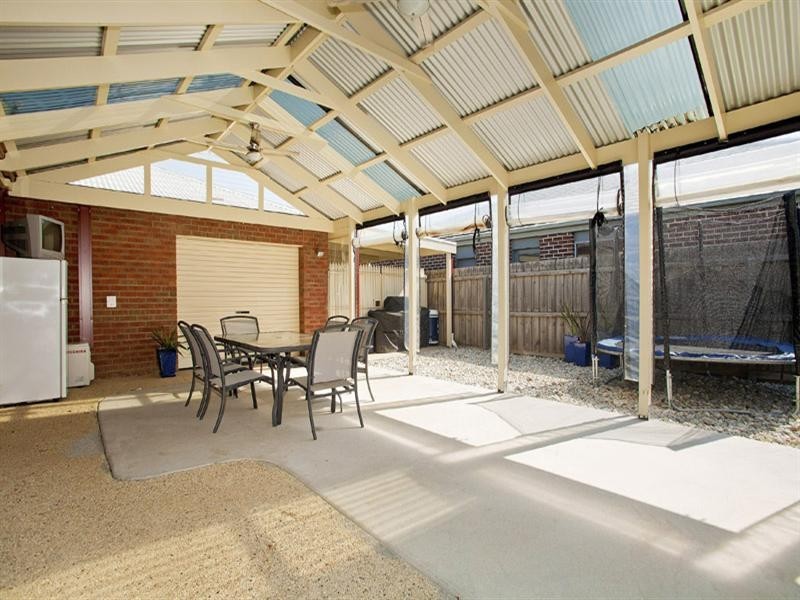 2 Wheat Court, Lara VIC 3212