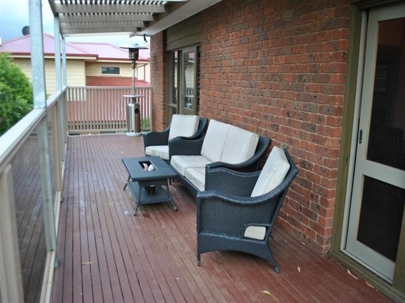 9 Bellchambers Court, Lara VIC 3212