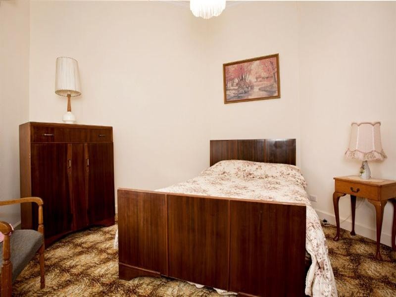 32 River Street, Little River VIC 3211