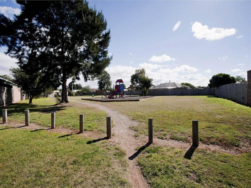 16 Waliki Court, Lara VIC 3212
