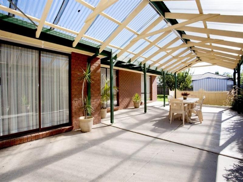 16 Waliki Court, Lara VIC 3212