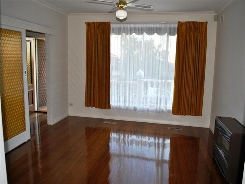 7 Downie Crescent, Hamlyn Heights VIC 3215