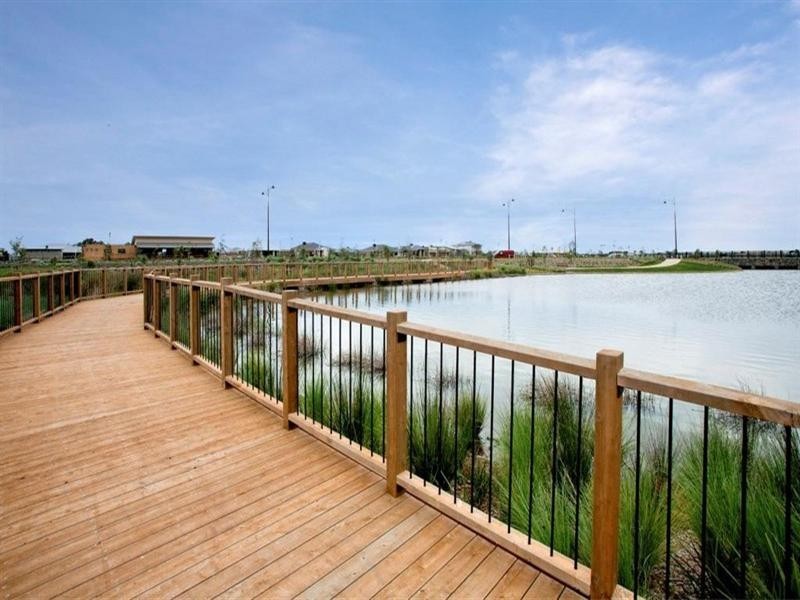 11 Springwater Drive, Lara VIC 3212