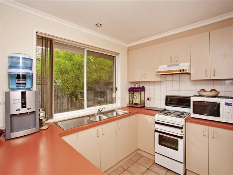 2/15 Rigel Road, Lara VIC 3212