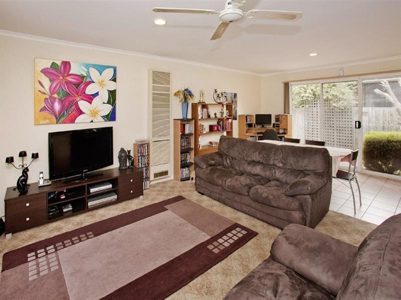 2/15 Rigel Road, Lara VIC 3212