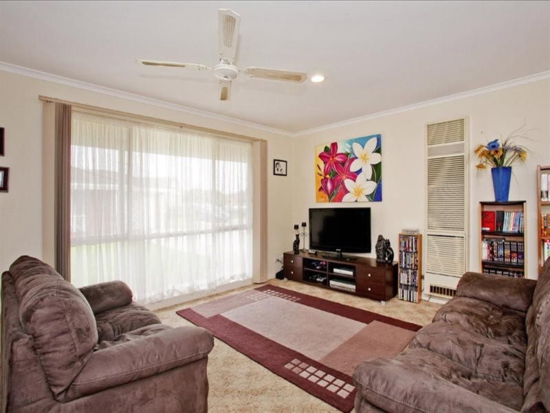 2/15 Rigel Road, Lara VIC 3212