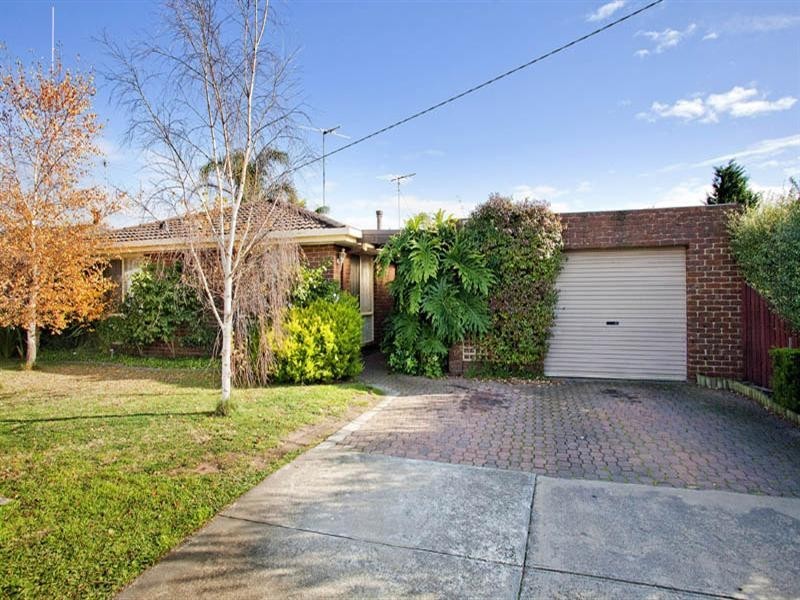 21 Henderson Drive, Lara VIC 3212