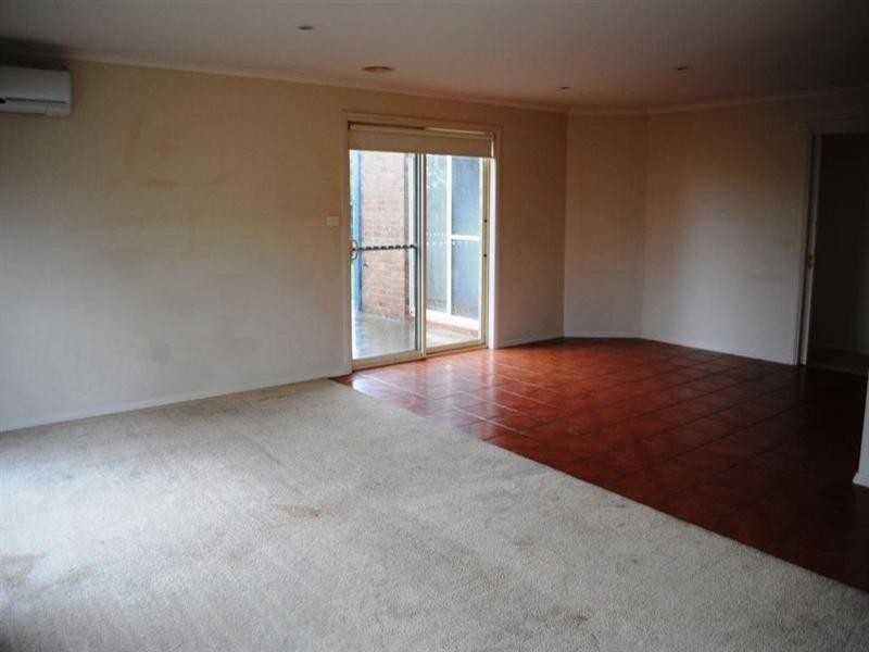 2/10 Wheat Court, Lara VIC 3212