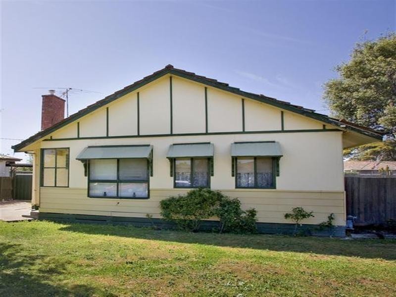 39 Swallow Crescent, Norlane VIC 3214