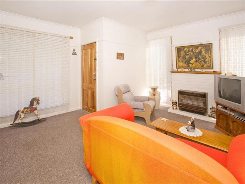 39 Swallow Crescent, Norlane VIC 3214