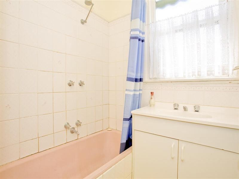 39 Swallow Crescent, Norlane VIC 3214