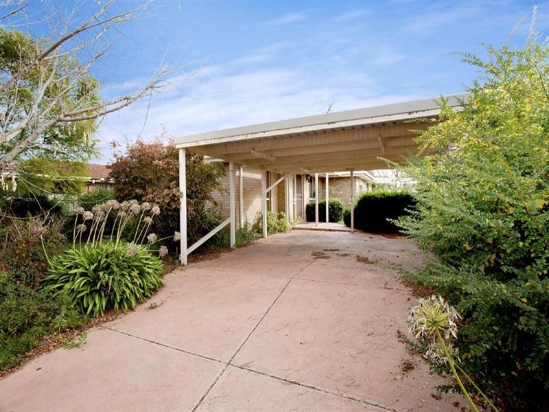 28 Richard Drive, Lara VIC 3212