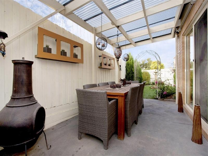 8 Maria Court, Lara VIC 3212