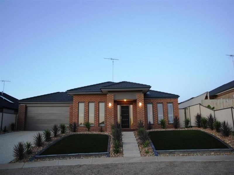 27 Ralph Court, Bell Park VIC 3215