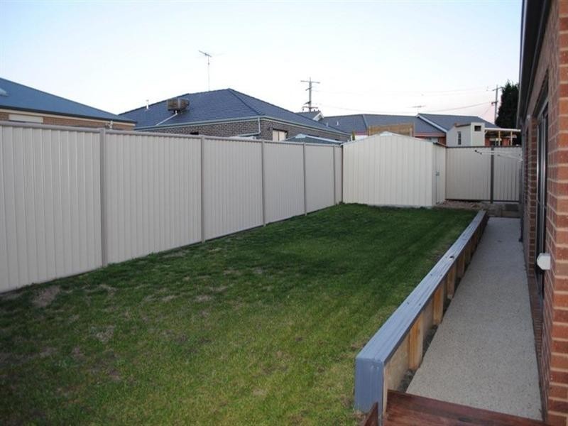 27 Ralph Court, Bell Park VIC 3215