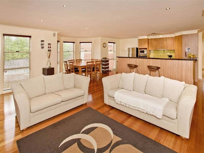 6 Cumberland Drive, Lara VIC 3212