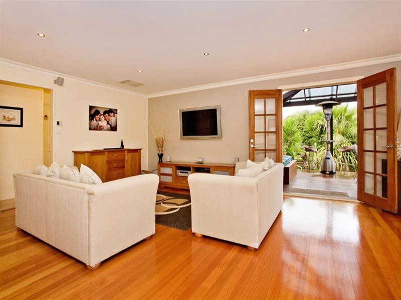 6 Cumberland Drive, Lara VIC 3212