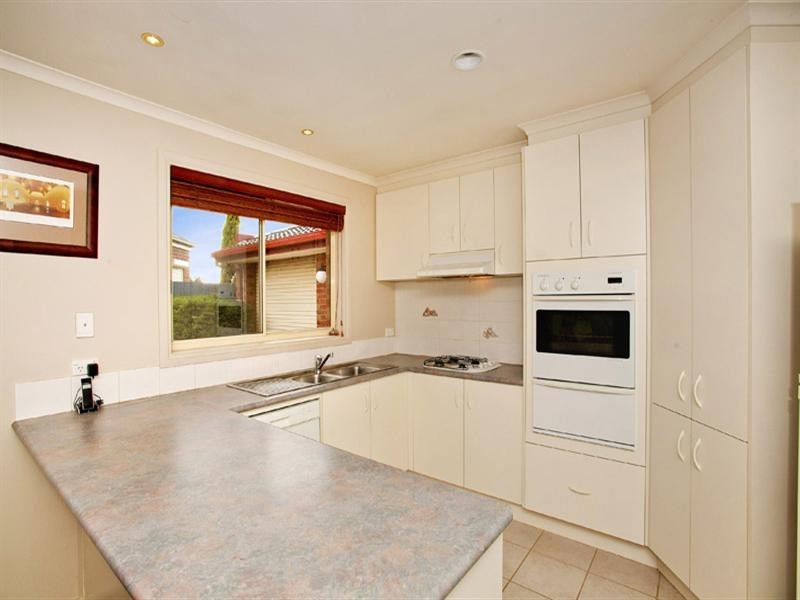 14 Melinda Court, Lara VIC 3212