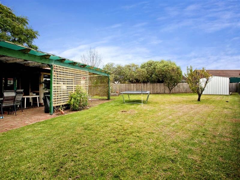 11 Waliki Court, Lara VIC 3212