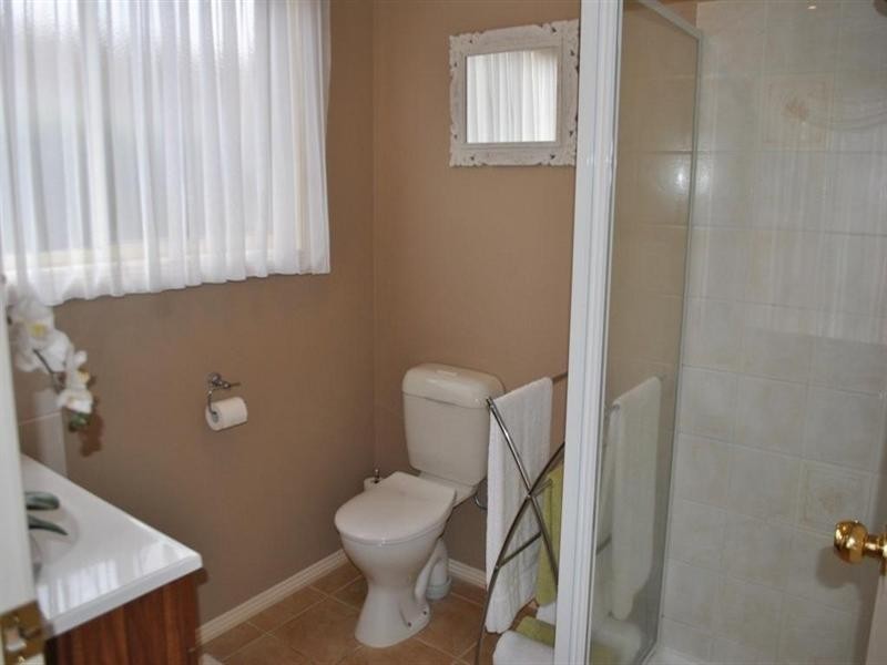 10 Brownlow Court, Lara VIC 3212