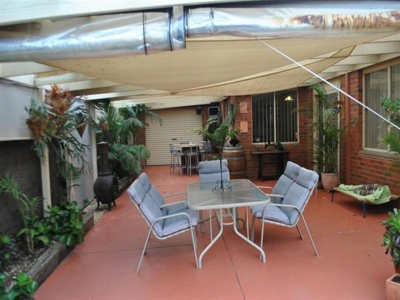 10 Brownlow Court, Lara VIC 3212