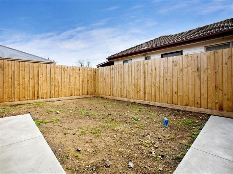 1/10 Florence Street, Lara VIC 3212