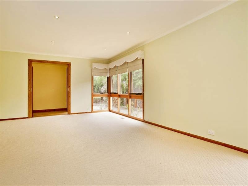 6 Ozone Crescent, Bell Park VIC 3215